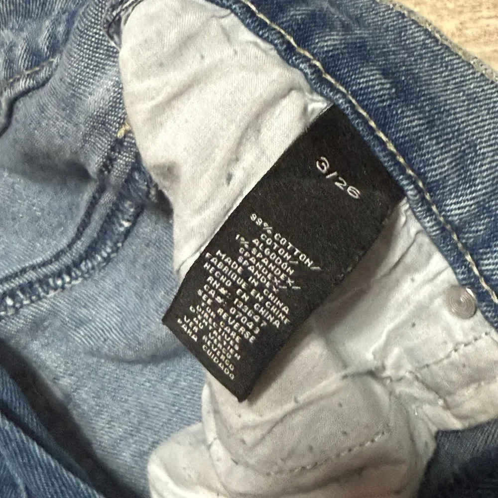 Fashion Nova mom Jean size‎ 3